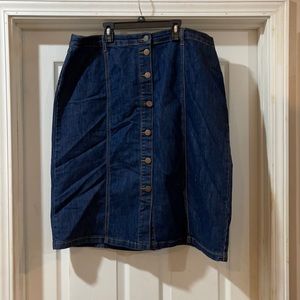 EST 1946 Denim skirt